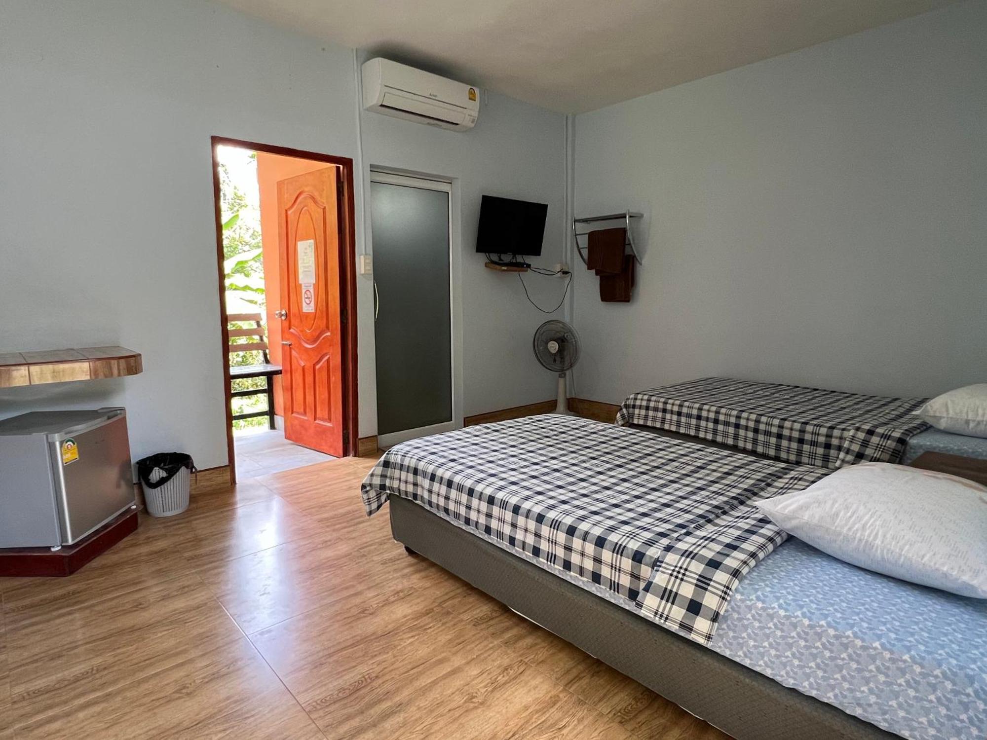 Baan Suan Tondin Hotell Satun Exteriör bild