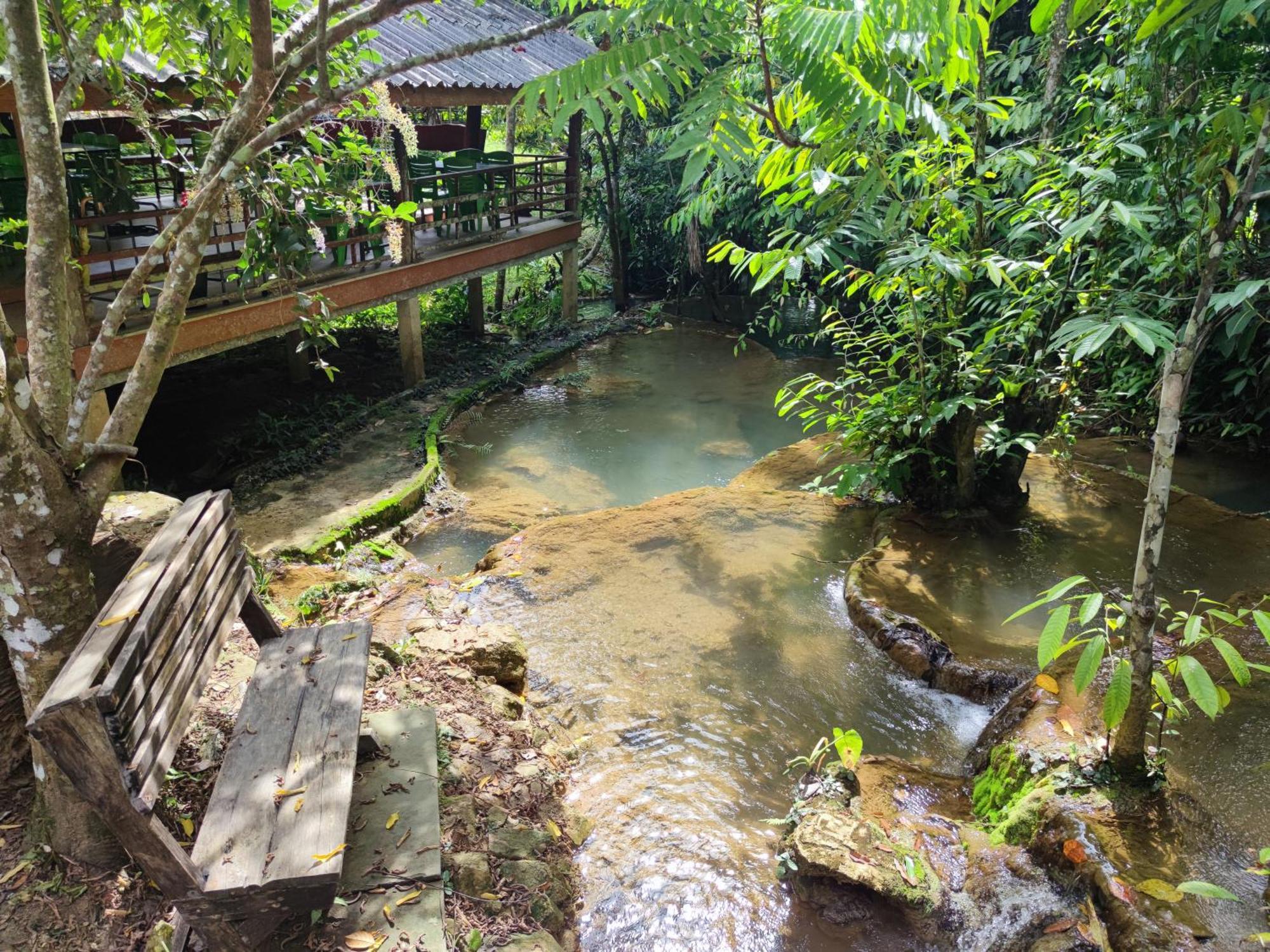 Baan Suan Tondin Hotell Satun Exteriör bild