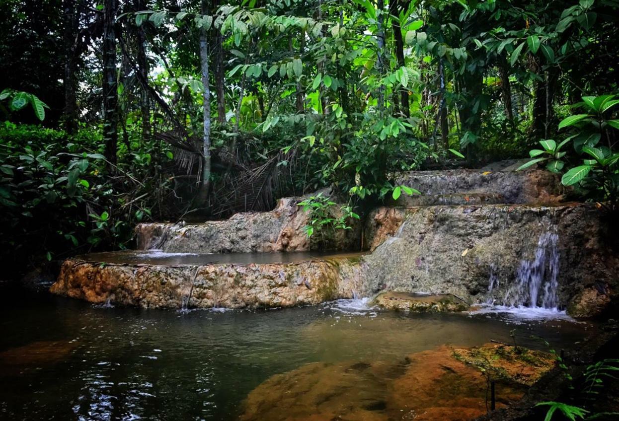 Baan Suan Tondin Hotell Satun Exteriör bild